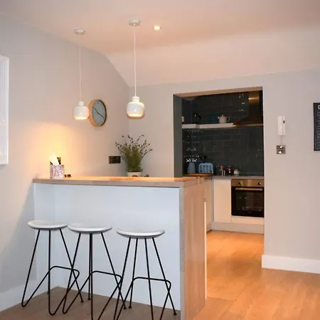 1 Bedroom Next To The Grand Canal Apartment Dublin